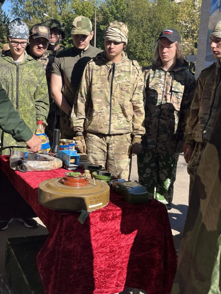 ВОЕННО-СПОРТИВНЫЕ СБОРЫ «ЗАРНИЦА»